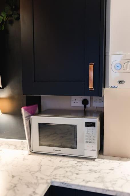 Апартаменты Hullidays》Marina Town House Кингстон-апон-Халл Экстерьер фото